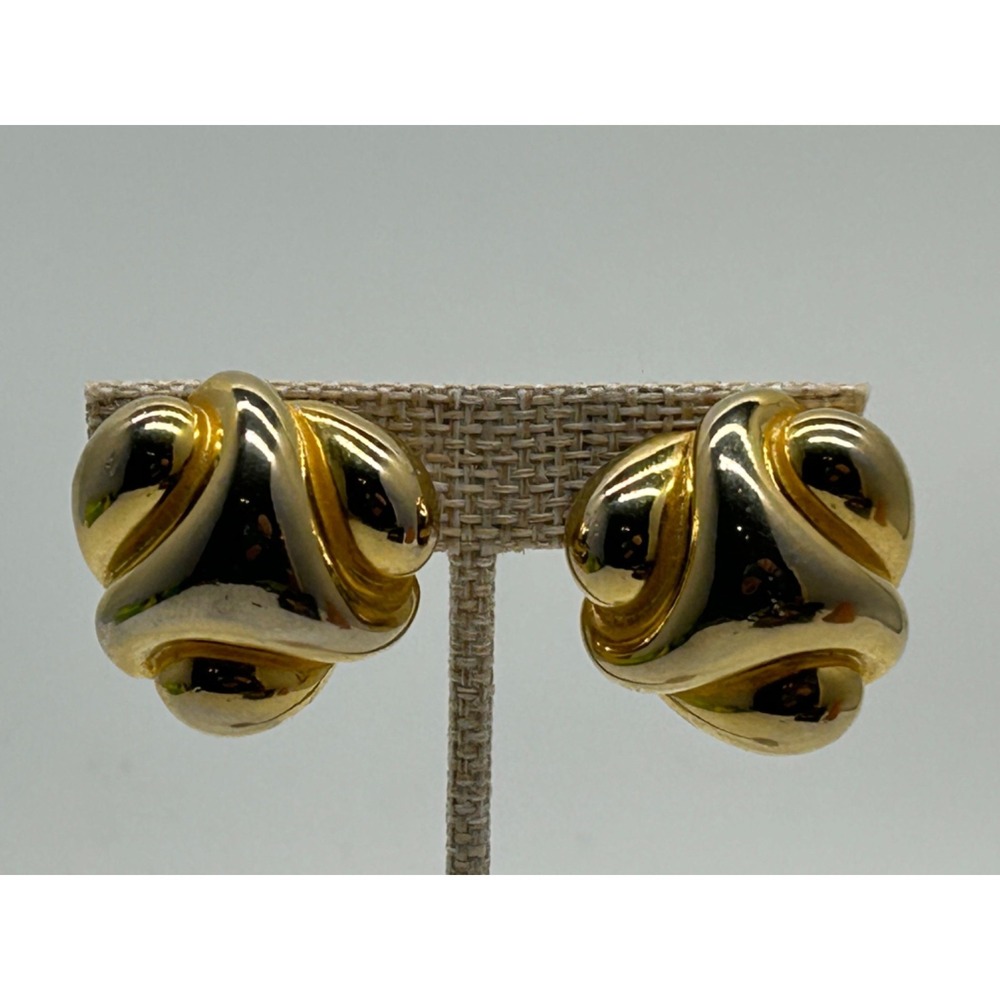 Vtg LES BERNARD Huge‎ Runway Clip EARRINGS Puffed Twisted Gold 1 1/4"